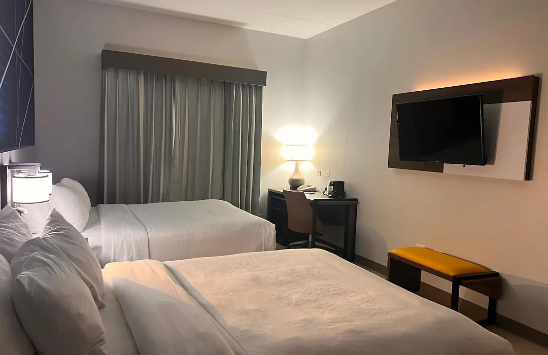 Comfort Suites Louisville Airport-1
